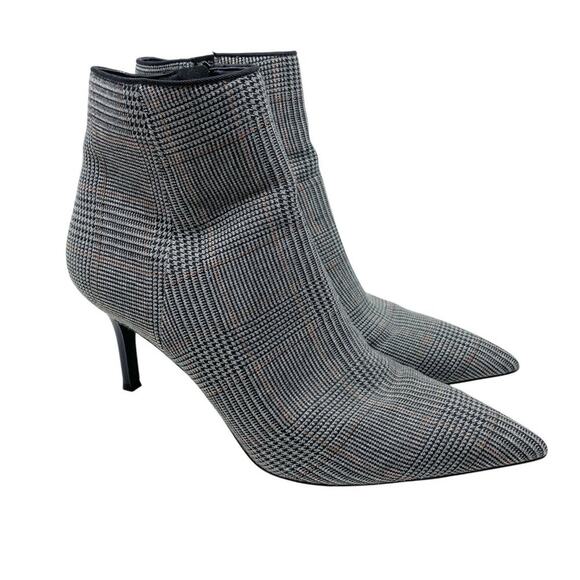 Cabi Black and Gray Plaid Pointy Toe Ankle Booties Side Zip Women's Size 8 EUC - Picture 1 of 9